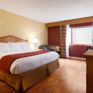 Queen Suite Disability Access